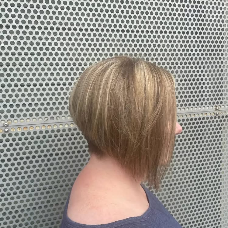 Blonde Blowout Stacked Bob