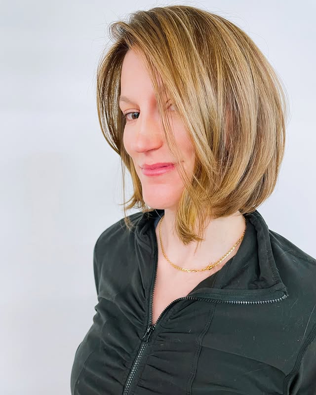 Edgy Asymmetrical Bob With Hairpins