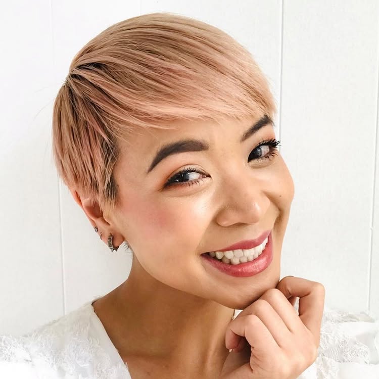 Golden Highlighted Silk Pixie Perfection