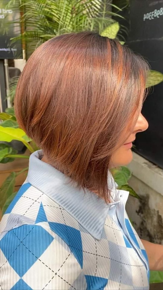 Razor Stacked Angled Bob